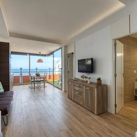 Relax Over The Sea شقة