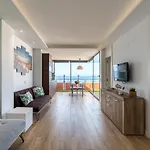 Relax Over The Sea Appartamento *
